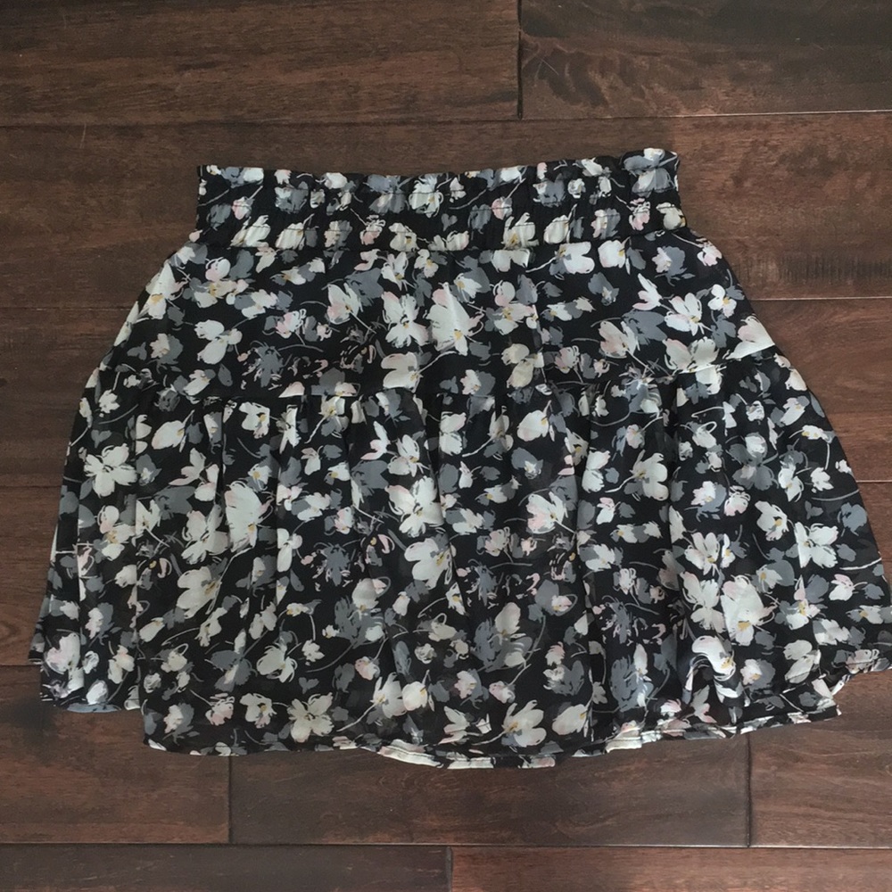 B Jewel floral skirt
